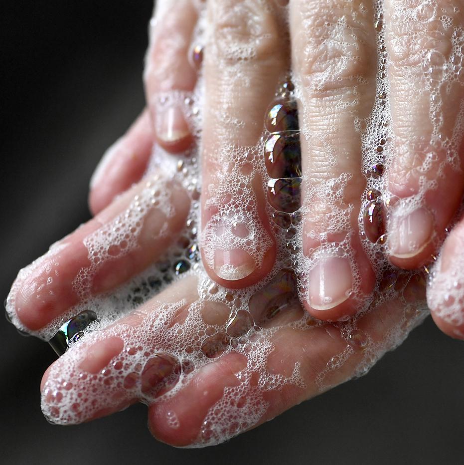 BODY & HAND WASH